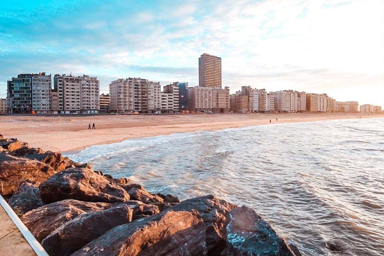 Moderne Appartement Aan Zee 奥斯滕德 外观 照片